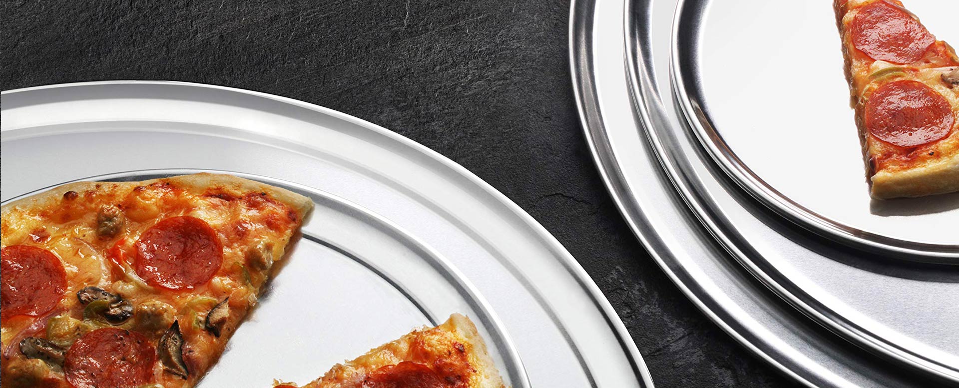 Aluminum pizza trays